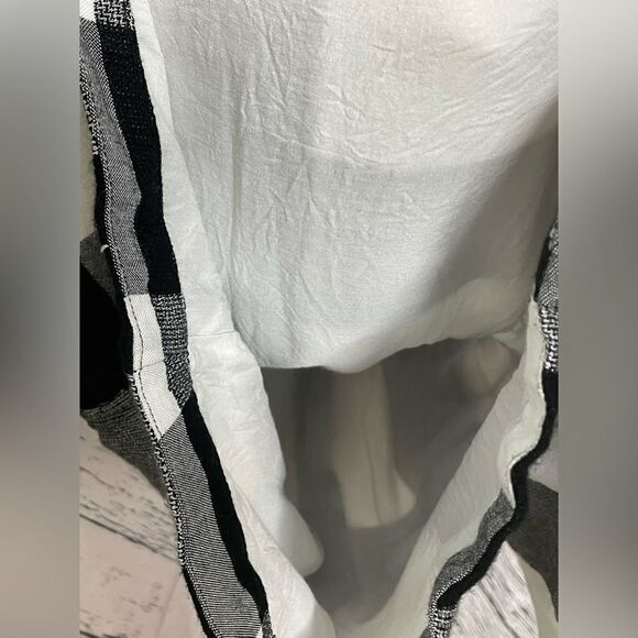 Anthropologie Cloth & Stone Ruffled Buffalo Check Romper M - Picture 7 of 9